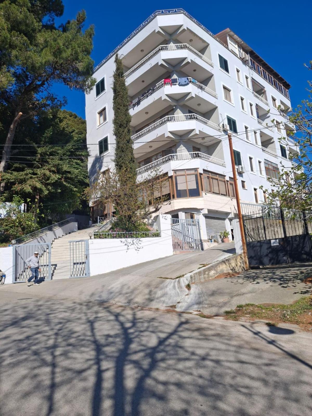 Jozi Kaiser Apartment 3 Durres Exterior photo